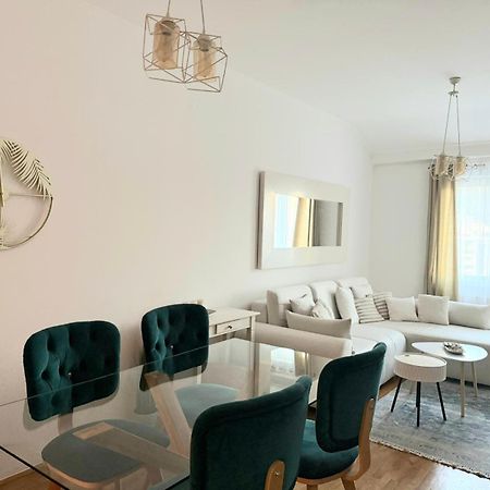 Agua Mare Apartment Budva Extérieur photo
